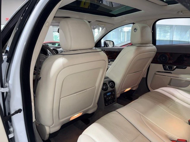 2016 Jaguar X351 XJ - Image 11 of 20