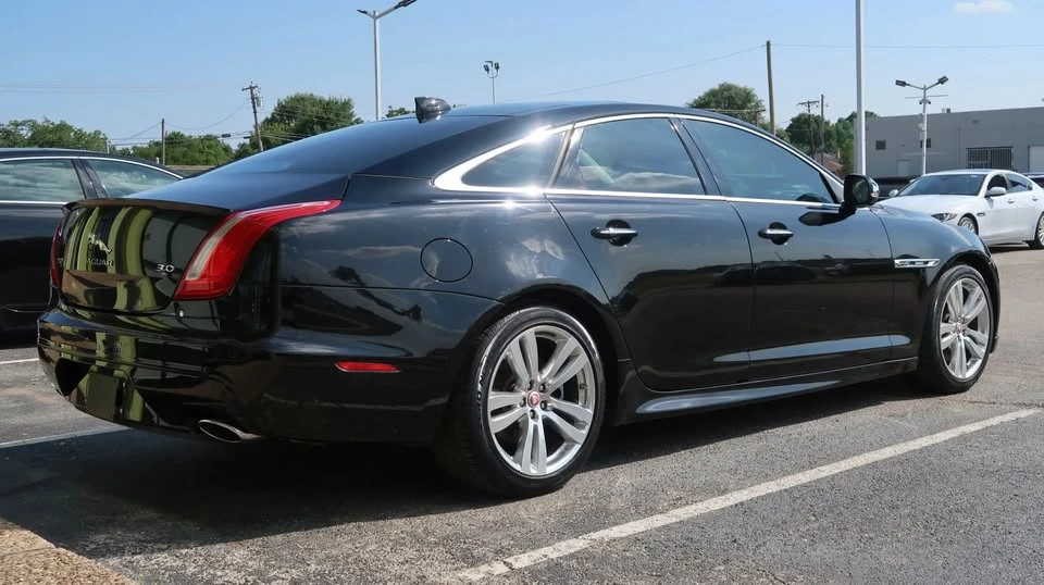 2016 Jaguar X351 XJ - Image 14 of 20