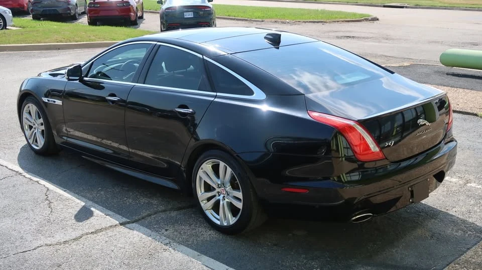 2016 Jaguar X351 XJ - Image 12 of 20