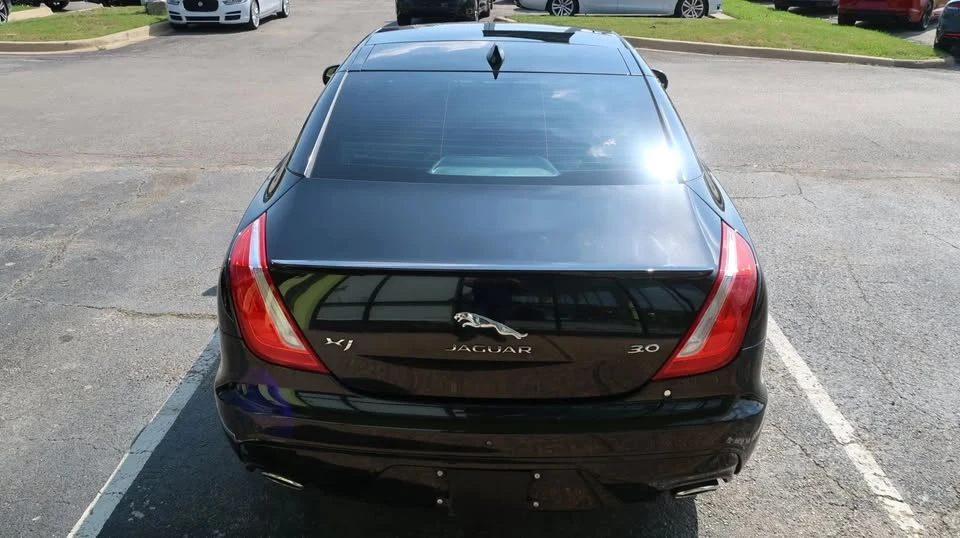 2016 Jaguar X351 XJ - Image 11 of 20