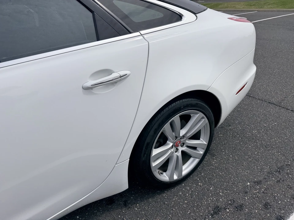 2016 Jaguar X351 XJ - Image 6 of 20
