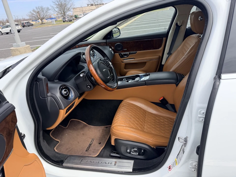 2016 Jaguar X351 XJ - Image 18 of 20