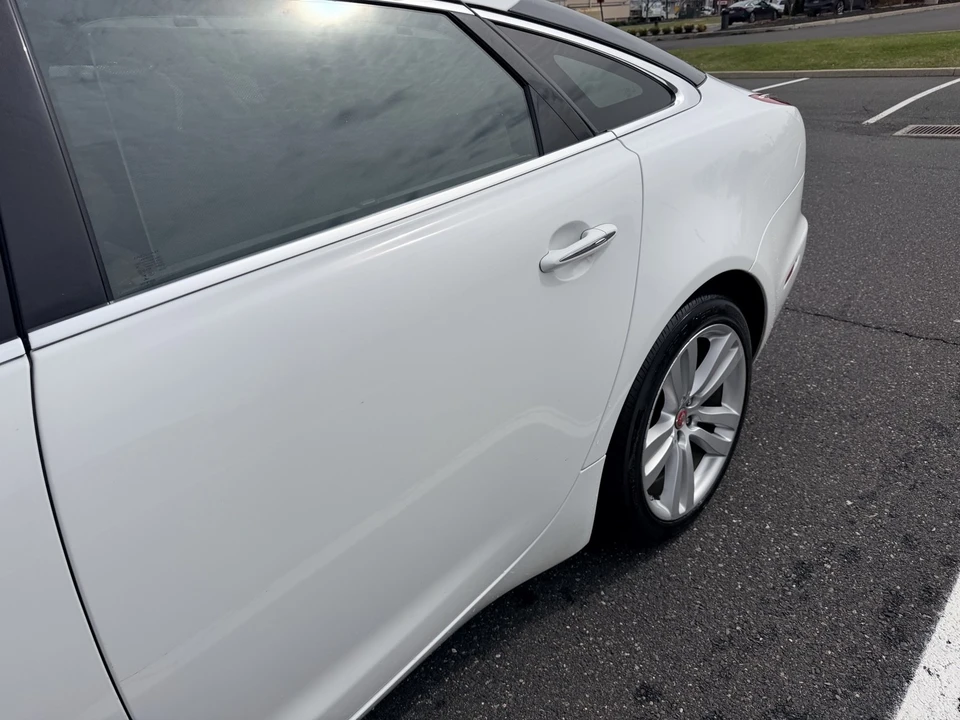 2016 Jaguar X351 XJ - Image 3 of 20