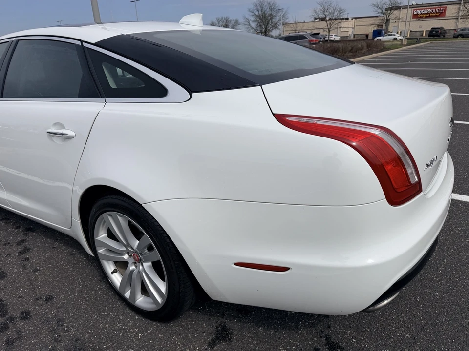 2016 Jaguar X351 XJ - Image 7 of 20