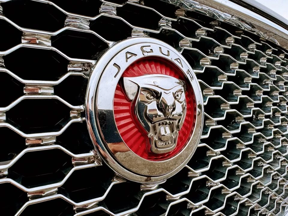 2016 Jaguar X351 XJ - Image 10 of 20