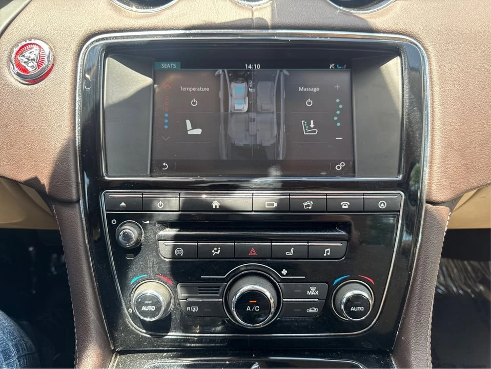 2016 Jaguar X351 XJ - Image 19 of 20