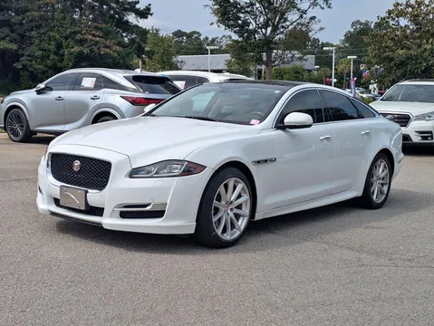 2016 Jaguar XJ-R
