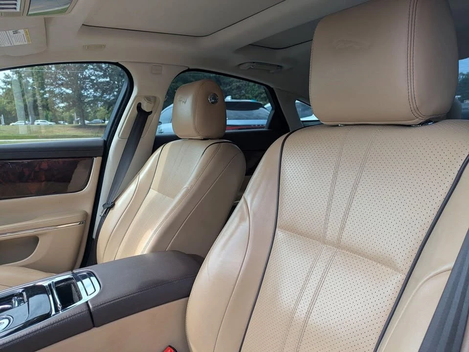 2016 Jaguar X351 XJR - Image 7 of 10