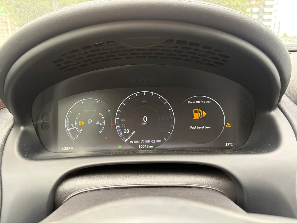 2016 Jaguar X351 XJ - Image 8 of 18