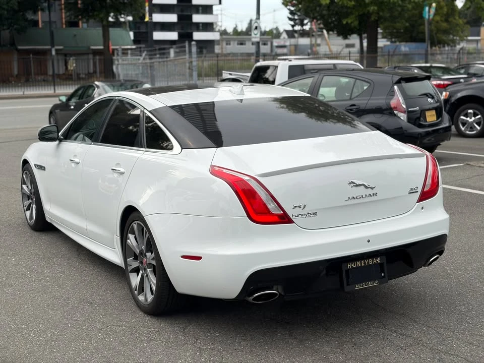 2016 Jaguar X351 XJ - Image 4 of 18