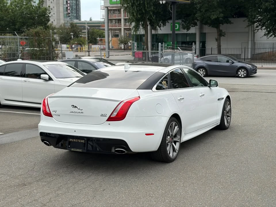 2016 Jaguar X351 XJ - Image 6 of 18