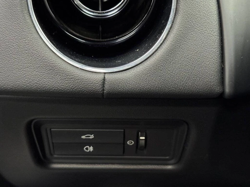 2016 Jaguar X351 XJ - Image 31 of 31