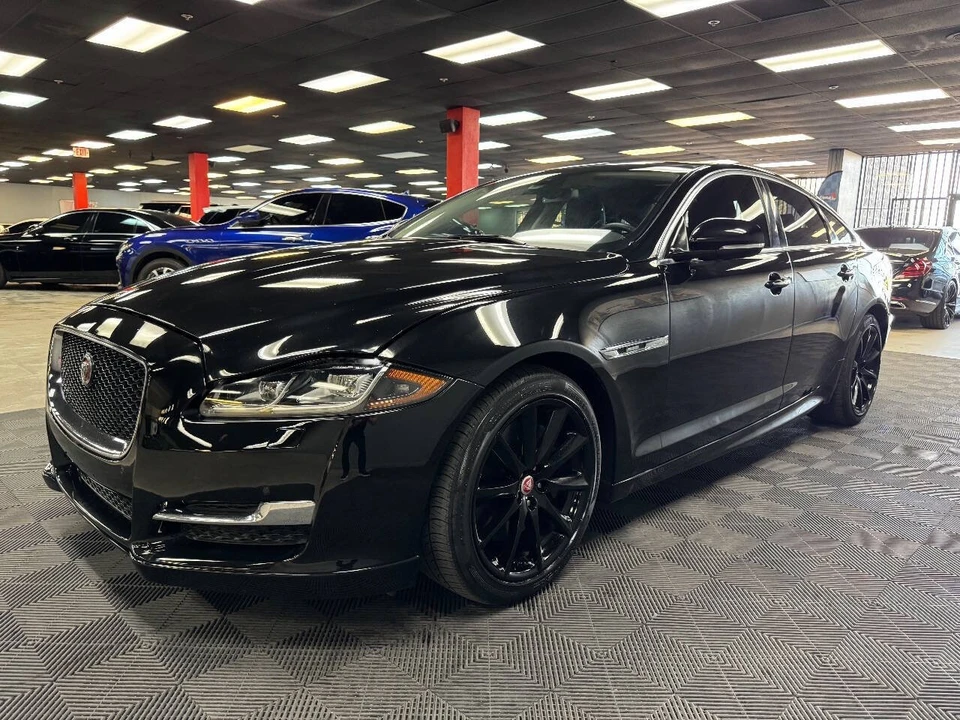2016 Jaguar X351 XJR - Image 6 of 12