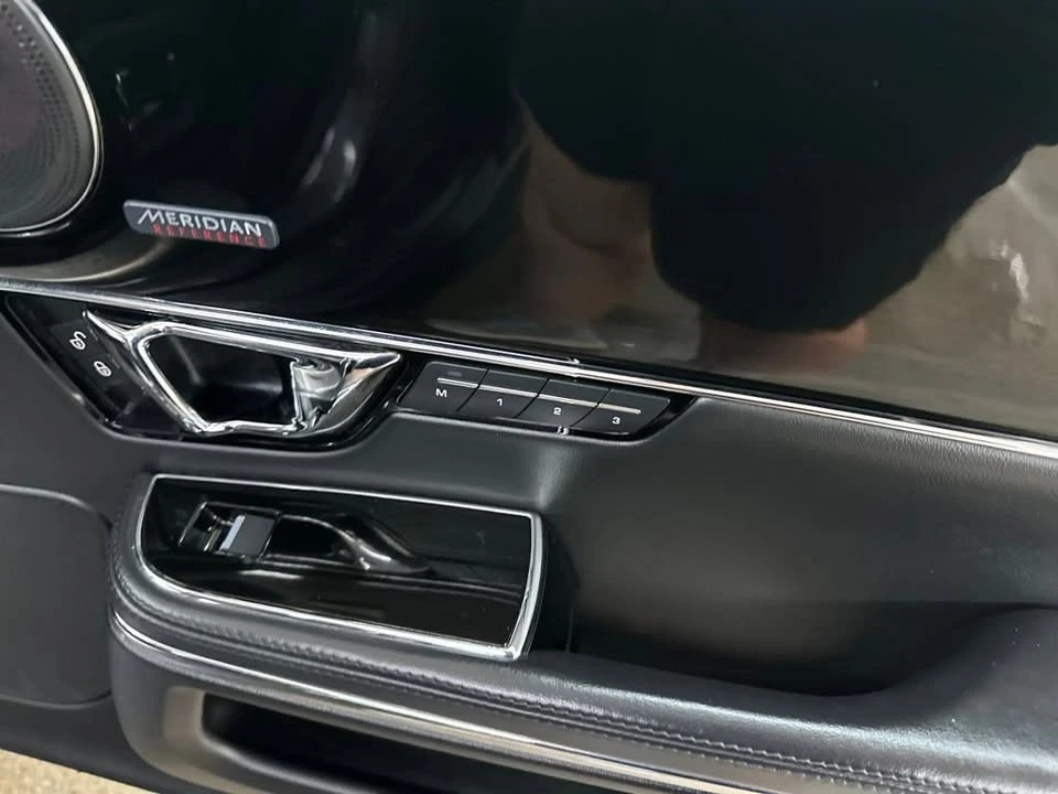 2016 Jaguar X351 XJ - Image 6 of 20