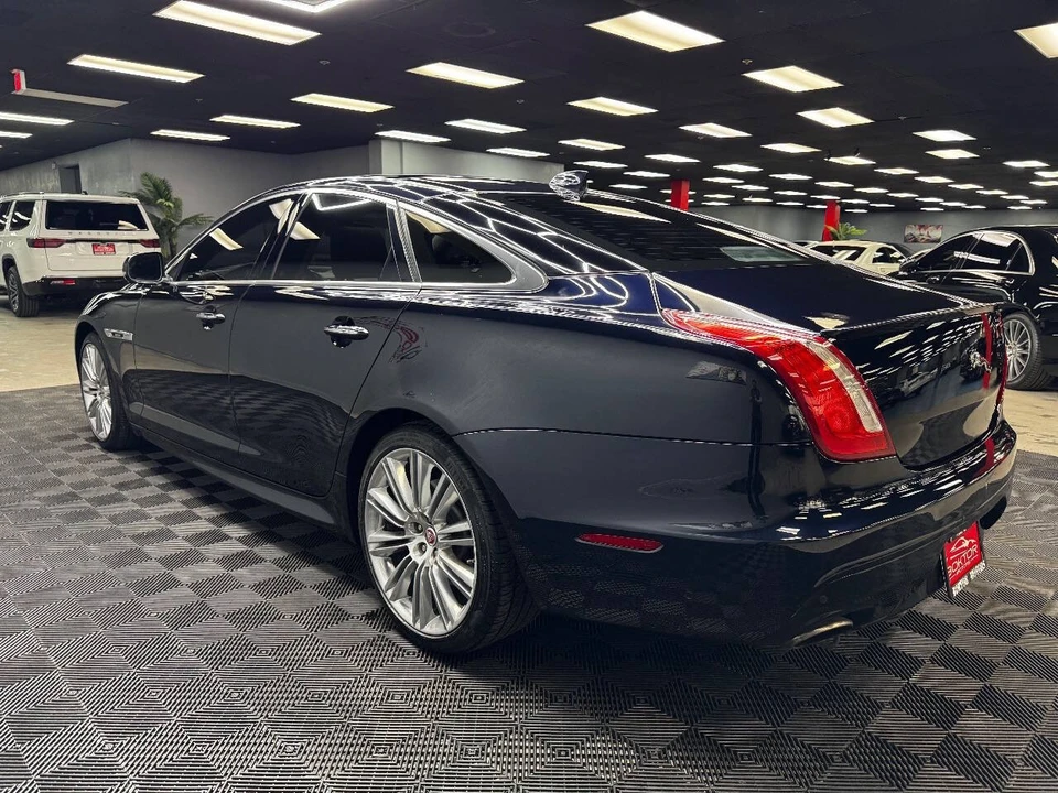 2016 Jaguar X351 XJ - Image 9 of 12