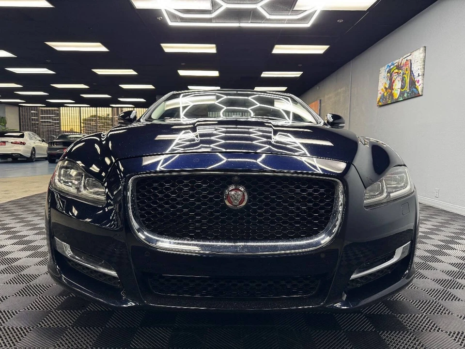 2016 Jaguar X351 XJ - Image 3 of 12