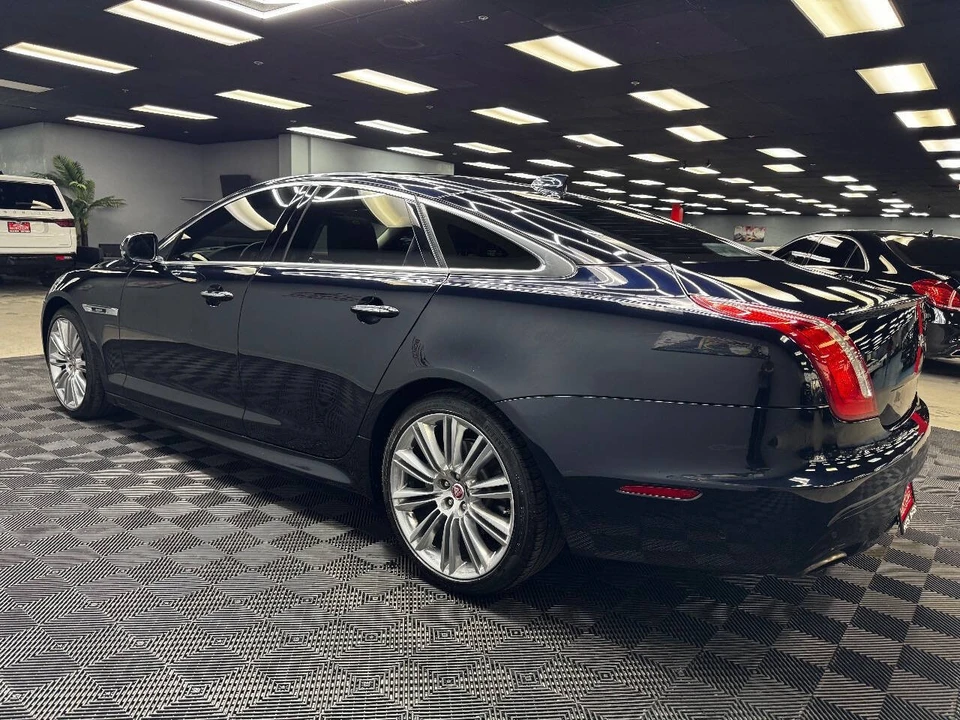 2016 Jaguar X351 XJ - Image 8 of 12