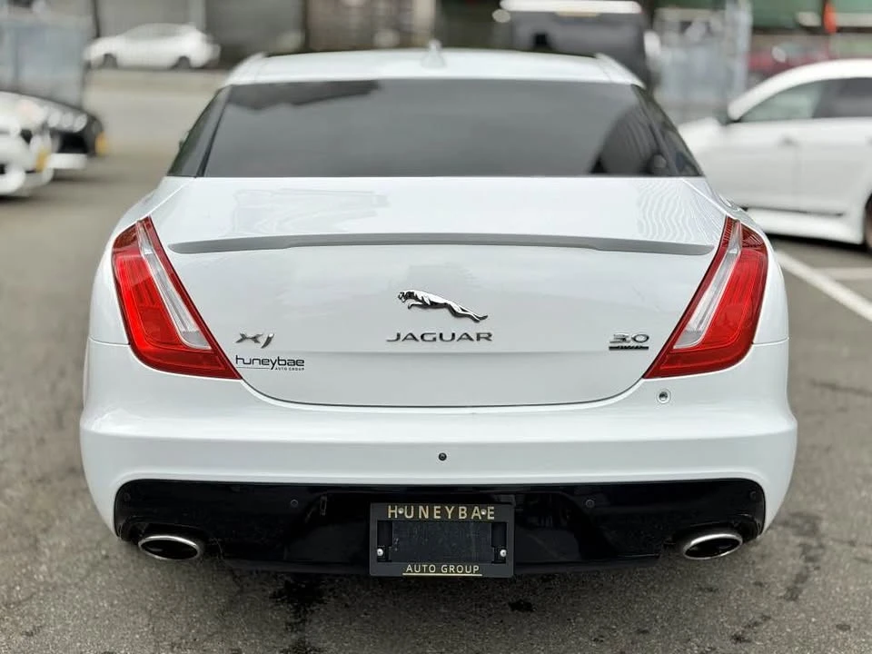2016 Jaguar X351 XJ - Image 4 of 12