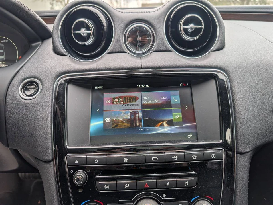 2016 Jaguar X351 XJ - Image 10 of 12