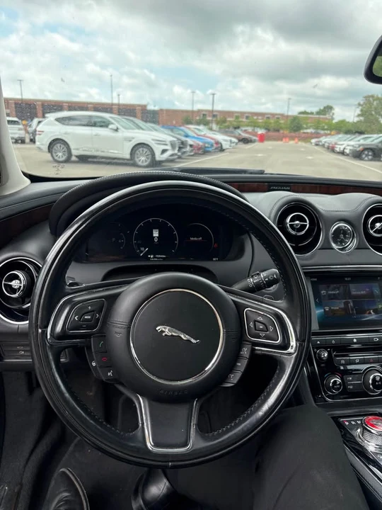 2016 Jaguar X351 XJ - Image 12 of 20