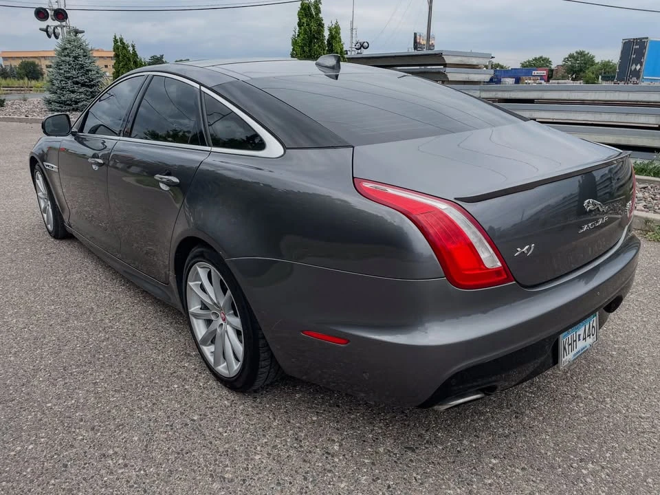 2016 Jaguar X351 XJ - Image 6 of 20