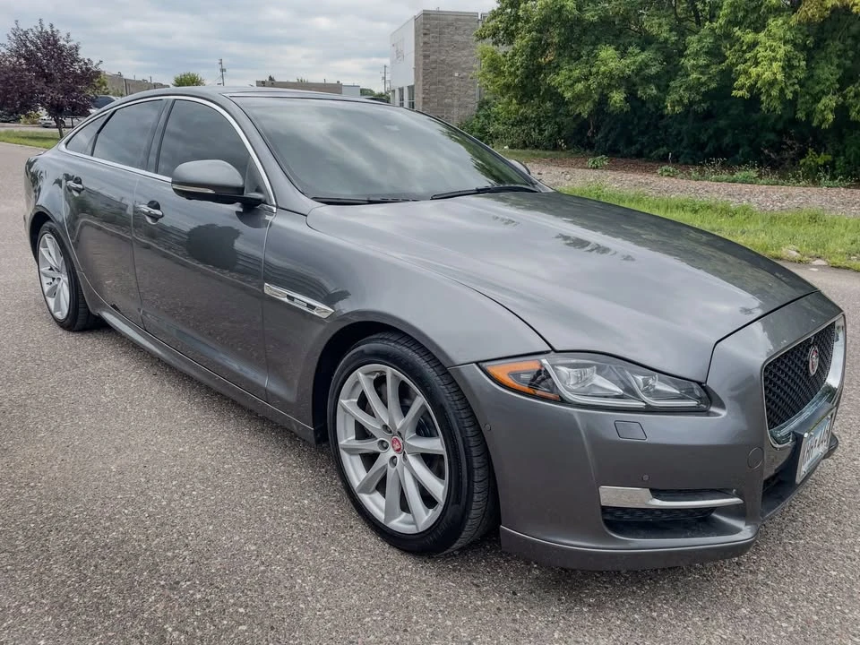 2016 Jaguar X351 XJ - Image 4 of 20