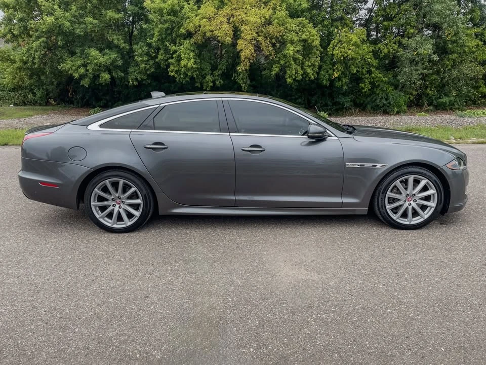 2016 Jaguar X351 XJ - Image 10 of 20