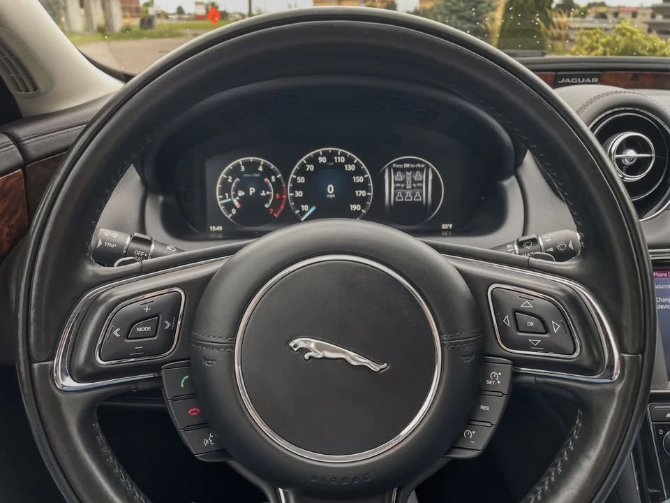 2016 Jaguar X351 XJ - Image 17 of 20