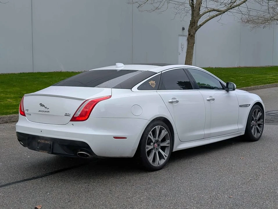 2016 Jaguar X351 XJ - Image 3 of 12