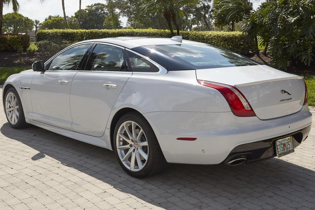 2016 Jaguar X351 XJ - Image 4 of 31