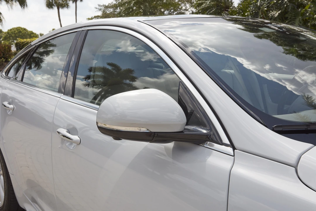 2016 Jaguar X351 XJ - Image 26 of 31