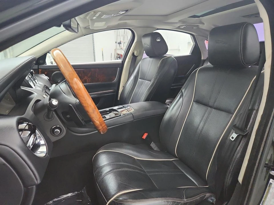 2016 Jaguar X351 XJ - Image 14 of 21