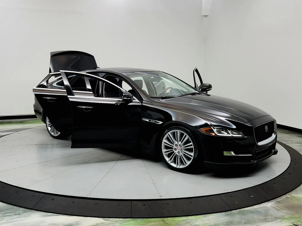2016 Jaguar X351 XJ - Image 10 of 12