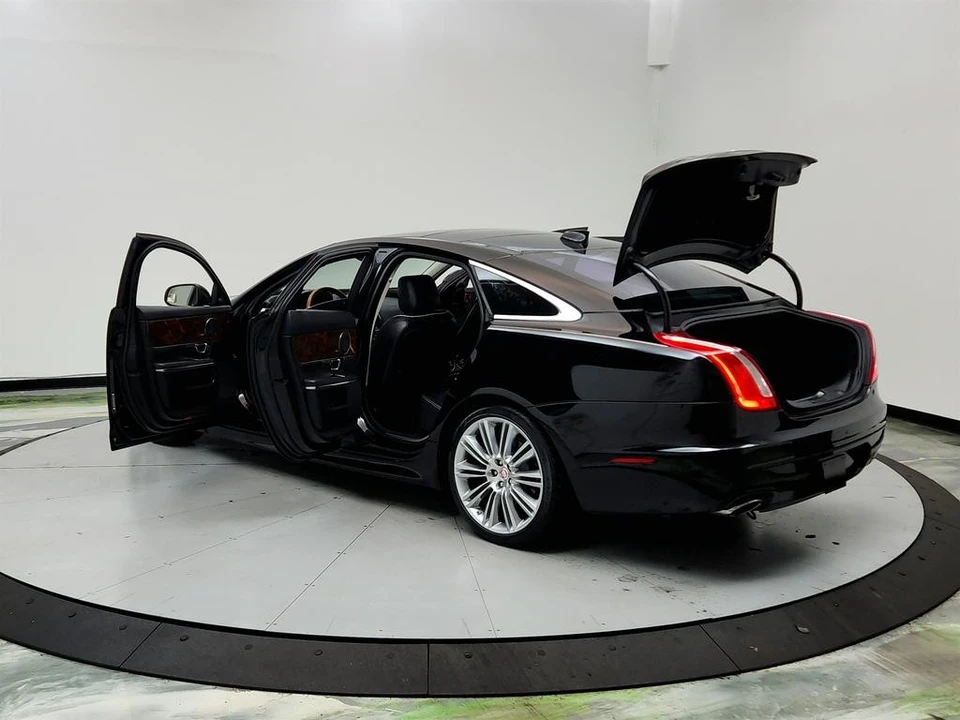 2016 Jaguar X351 XJ - Image 12 of 21