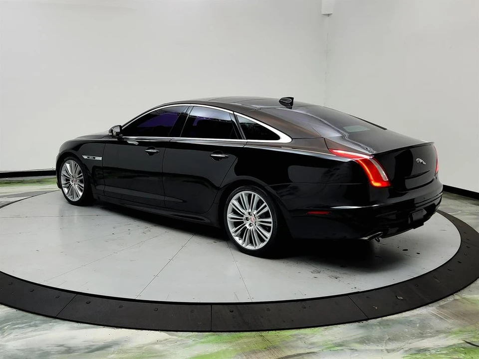 2016 Jaguar X351 XJ - Image 7 of 21
