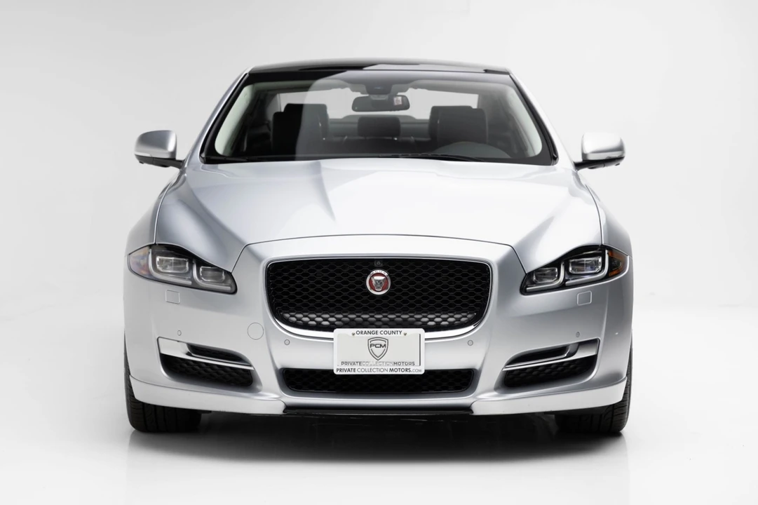 2016 Jaguar X351 XJ - Image 5 of 21