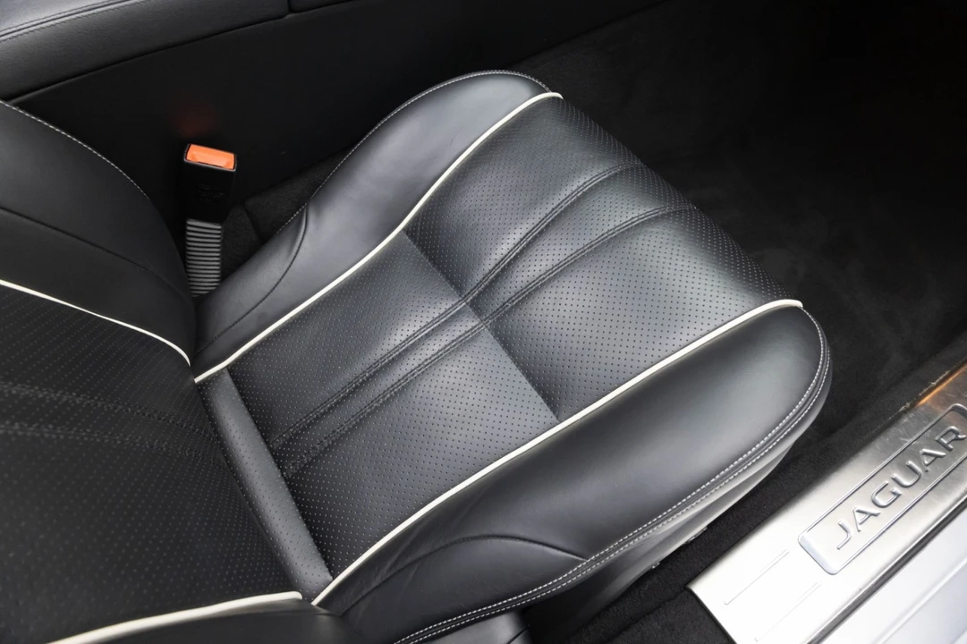 2016 Jaguar X351 XJ - Image 26 of 31