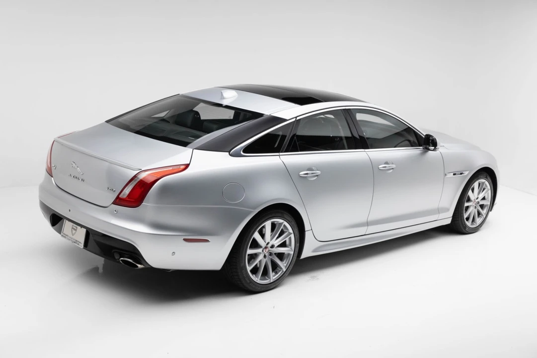 2016 Jaguar X351 XJ - Image 3 of 31