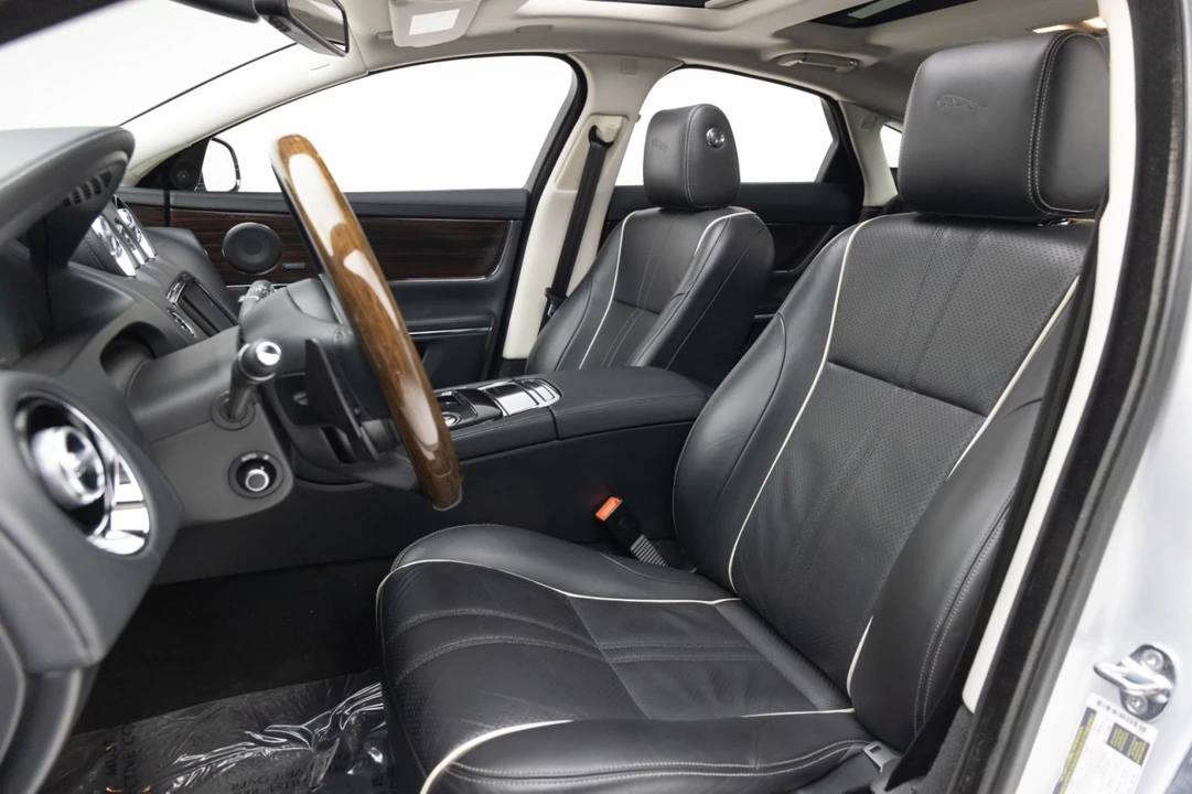 2016 Jaguar X351 XJ - Image 8 of 21