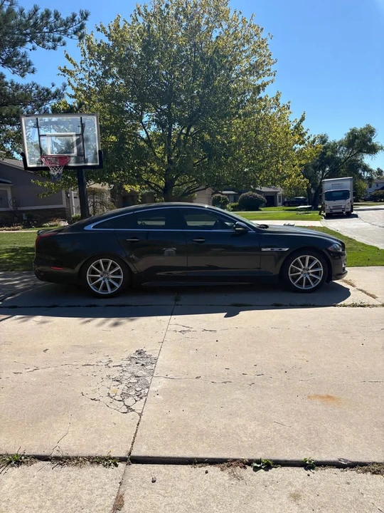 2016 Jaguar X351 XJ - Image 5 of 5
