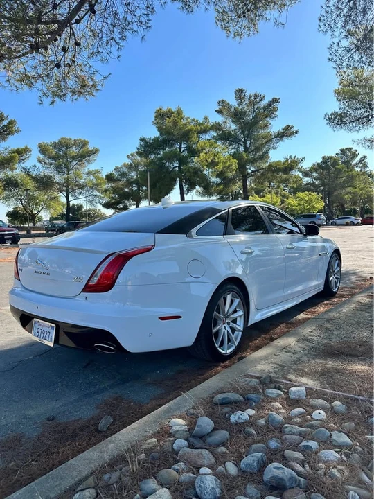 2016 Jaguar X351 XJ - Image 3 of 14