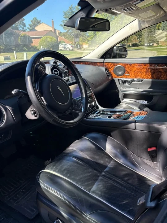 2016 Jaguar X351 XJ - Image 8 of 9