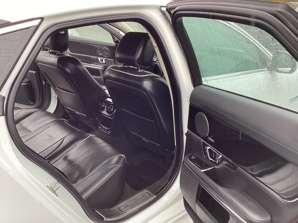2016 Jaguar X351 XJ - Image 6 of 8