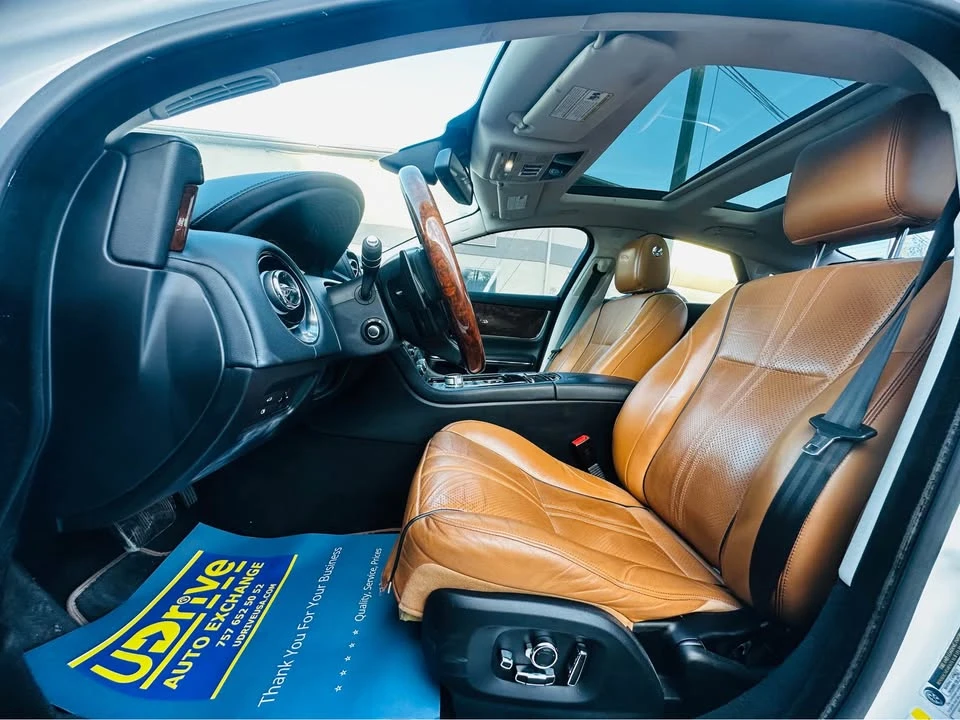 2016 Jaguar X351 XJ - Image 9 of 18