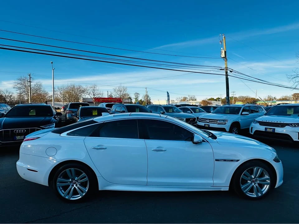 2016 Jaguar X351 XJ - Image 5 of 18