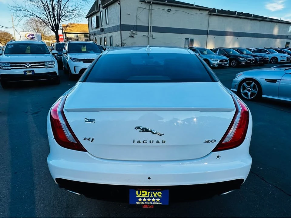 2016 Jaguar X351 XJ - Image 7 of 18