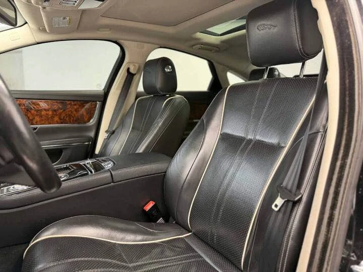 2016 Jaguar X351 XJ - Image 15 of 17