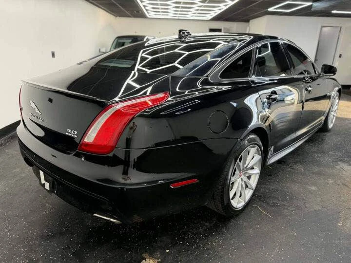 2016 Jaguar X351 XJ - Image 4 of 17