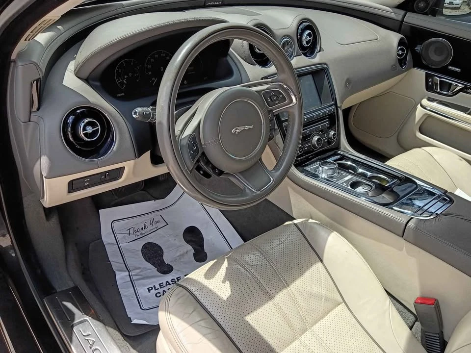 2016 Jaguar X351 XJ - Image 6 of 8