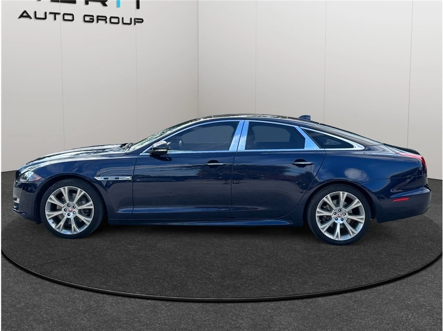 2016 Jaguar X351 XJ - Image 5 of 21